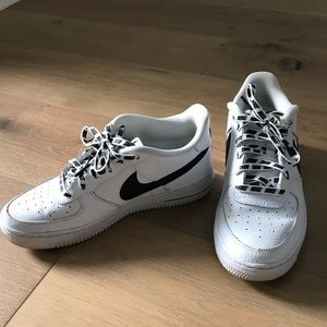 Boys NIKE Air Force 1 sneakers size 7Y
